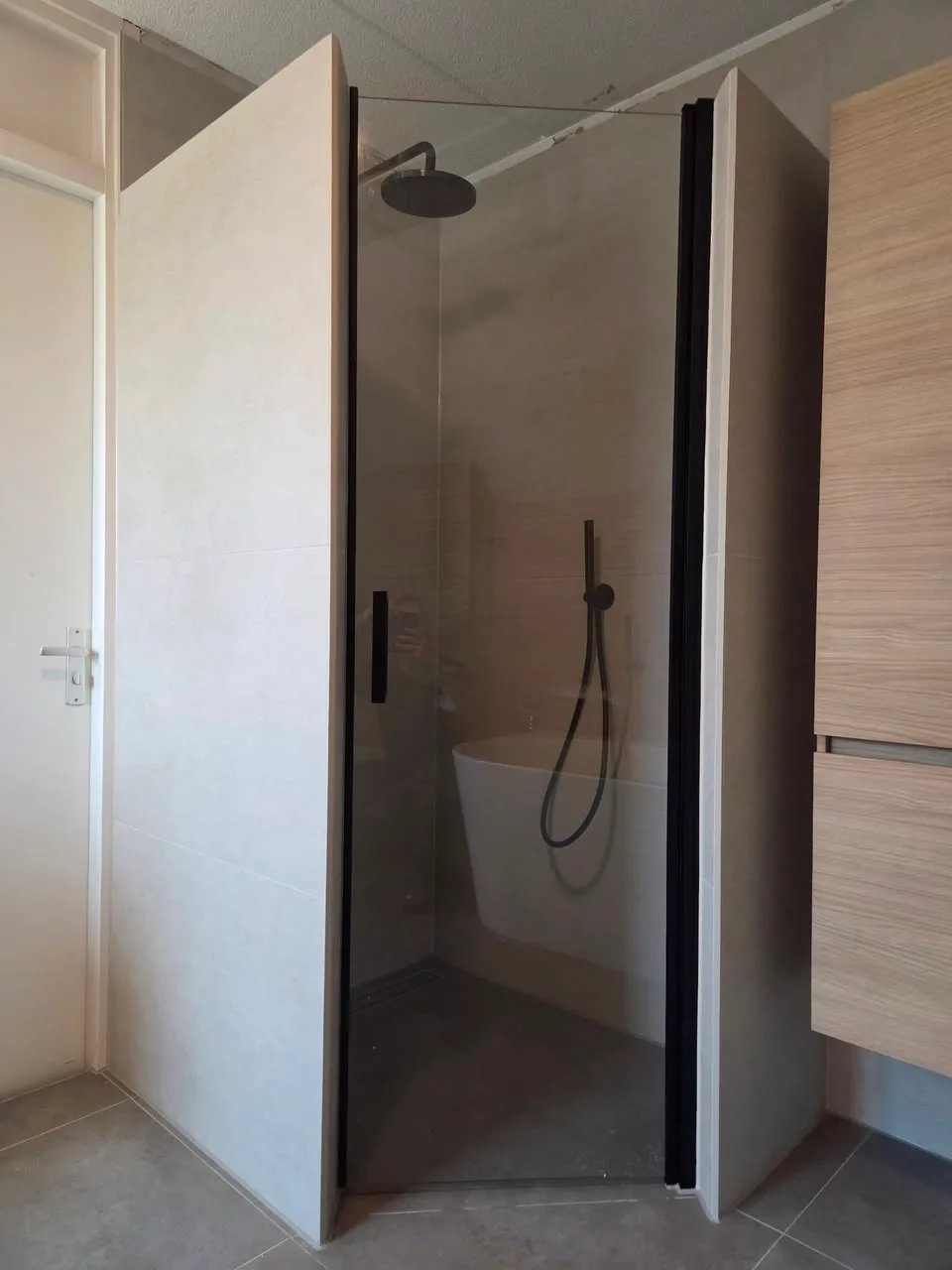 Badkamer renovatie eindresultaat foto 4