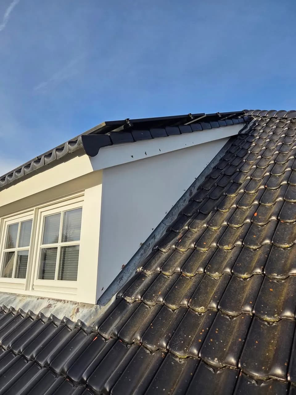 Trespa plaatwerk op dakkapel in uitvoering